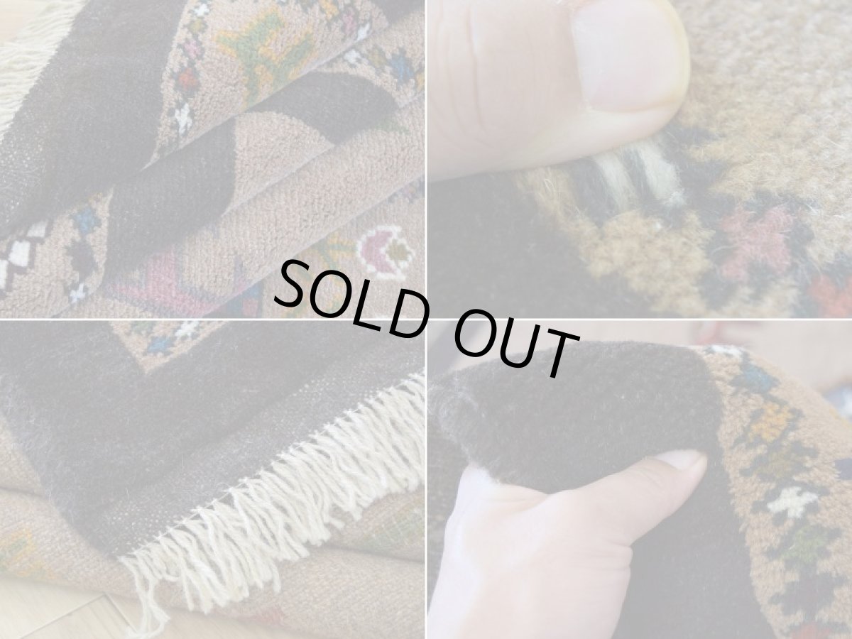 画像18: 新品 ペルシャ ギャッベ 縦2m 横1.4m 2.5㎡ リビング ダイニング 2-3人掛けソファ サイズ 188 × 133 cm No.R414 肉厚 天然 ウール ギャベ 手織り ハンドメイド ラグ 絨毯 カーペット リビングダイニングルームやベッドサイドに ブラウン 茶 動物 植物柄 n-r414-188133h031-071 (18)