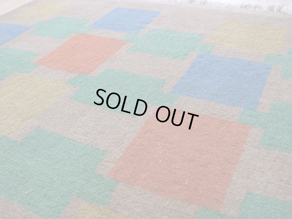 画像10: 新品 ペルシャ ギャッベ 縦1.5m 横1.3m 1.9㎡ リビング 2人掛けソファ サイズ 153 × 121 cm No.R401 肉厚 天然 ウール ギャベ 手織り ハンドメイド ラグ 絨毯 カーペット リビングルームやベッドサイドに ブラウン 茶 マルチカラー n-r401-153121h001-031 (10)