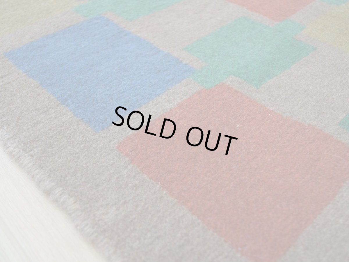 画像12: 新品 ペルシャ ギャッベ 縦1.5m 横1.3m 1.9㎡ リビング 2人掛けソファ サイズ 153 × 121 cm No.R401 肉厚 天然 ウール ギャベ 手織り ハンドメイド ラグ 絨毯 カーペット リビングルームやベッドサイドに ブラウン 茶 マルチカラー n-r401-153121h001-031 (12)