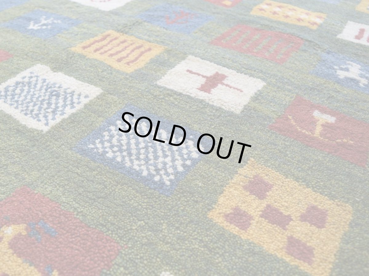 画像10: 新品 ペルシャ ギャッベ 縦1.7m 横1.1m 2㎡ 2-3人掛けソファ サイズ 170 × 110 cm No.R421 肉厚 天然 ウール ギャベ 手織り ハンドメイド ラグ 絨毯 カーペット 緑 グリーン カラフル マルチカラー n-r421-170110h001-031 (10)