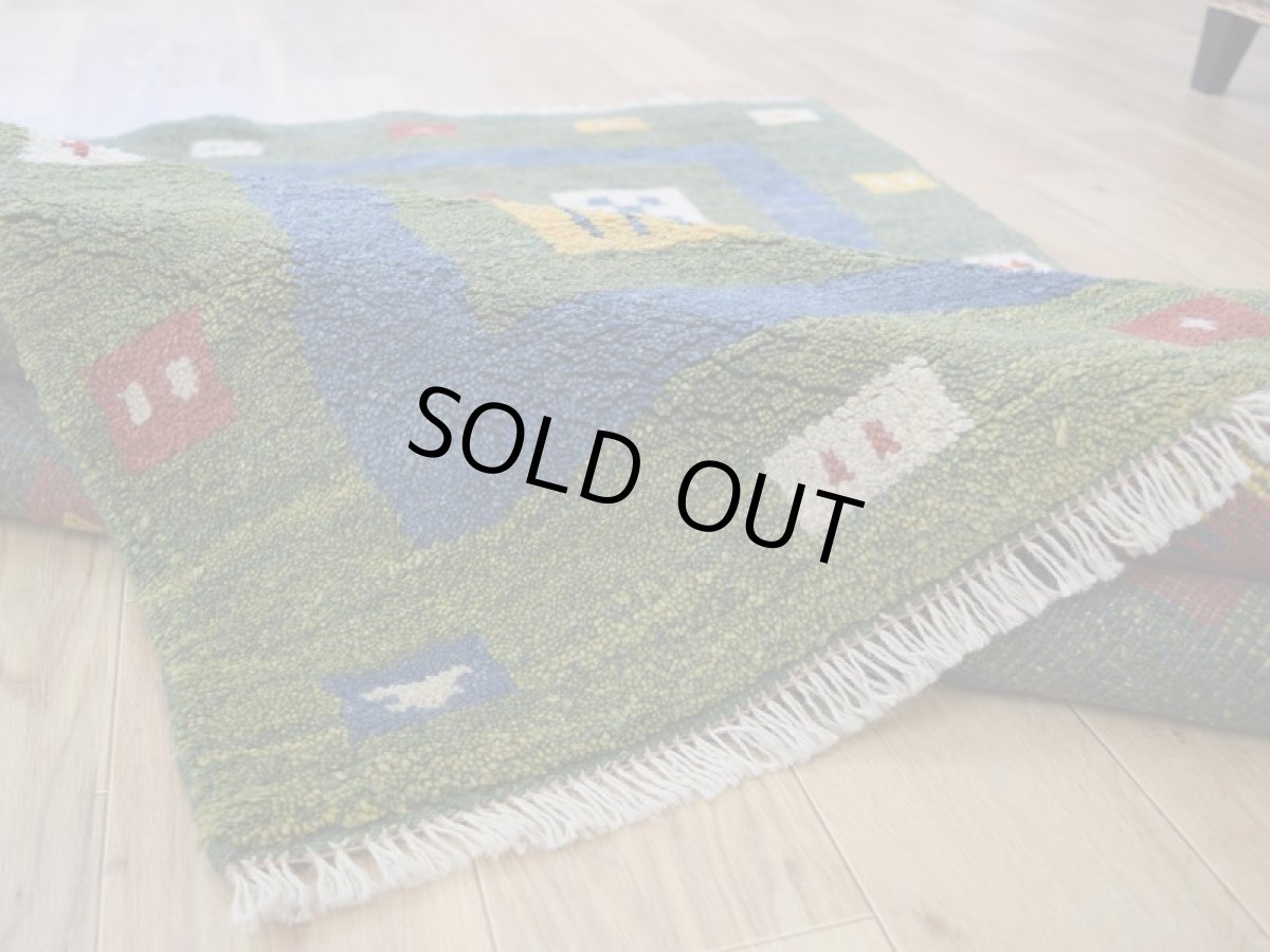 画像13: 新品 ペルシャ ギャッベ 縦1.7m 横1.1m 2㎡ 2-3人掛けソファ サイズ 170 × 110 cm No.R421 肉厚 天然 ウール ギャベ 手織り ハンドメイド ラグ 絨毯 カーペット 緑 グリーン カラフル マルチカラー n-r421-170110h001-031 (13)