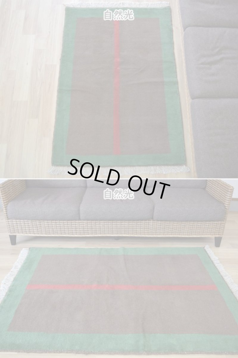 画像3: 新品 ペルシャ ギャッベ 縦1.5m 横1m 1.5㎡ 2人掛けソファ サイズ 142 × 101 cm No.R435 肉厚 天然 ウール ギャベ 手織り ハンドメイド ラグ 絨毯 カーペット ソファの足元やベッドサイドに ブラウン 茶 グリーン 緑 マルチカラー n-r435-142101h57-001 (3)