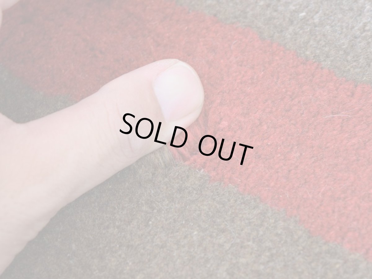 画像11: 新品 ペルシャ ギャッベ 縦1.5m 横1m 1.5㎡ 2人掛けソファ サイズ 142 × 101 cm No.R435 肉厚 天然 ウール ギャベ 手織り ハンドメイド ラグ 絨毯 カーペット ソファの足元やベッドサイドに ブラウン 茶 グリーン 緑 マルチカラー n-r435-142101h57-001 (11)