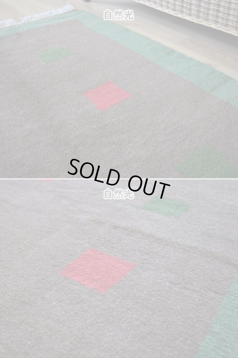 画像7: 新品 ペルシャ ギャッベ 縦1.5m 横1.1m 1.6㎡ 2人掛けソファ サイズ 149 × 107 cm No.R450 肉厚 天然 ウール ギャベ 手織り ハンドメイド ラグ 絨毯 カーペット ソファの足元やベッドサイドに ブラウン 茶 グリーン 緑 マルチカラー n-r450-149107h57-001 (7)
