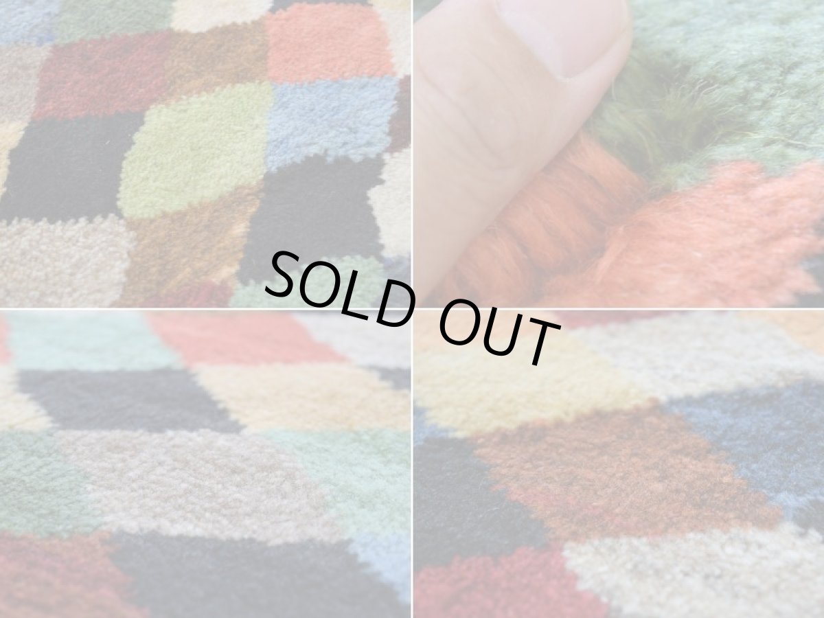 画像17: 新品 ペルシャ ギャッベ 縦2m 横2m 4㎡ 〜4.5帖 正方形 スクエア タイプ リビング ダイニング 2-3人掛けソファ サイズ 190 × 200 cm No.R459 肉厚 天然 ウール ギャベ 手織り ハンドメイド ラグ マット 絨毯 カーペット リビングダイニングルームやベッドサイドに カラフル マルチカラー n-r459-190200h091-052 (17)