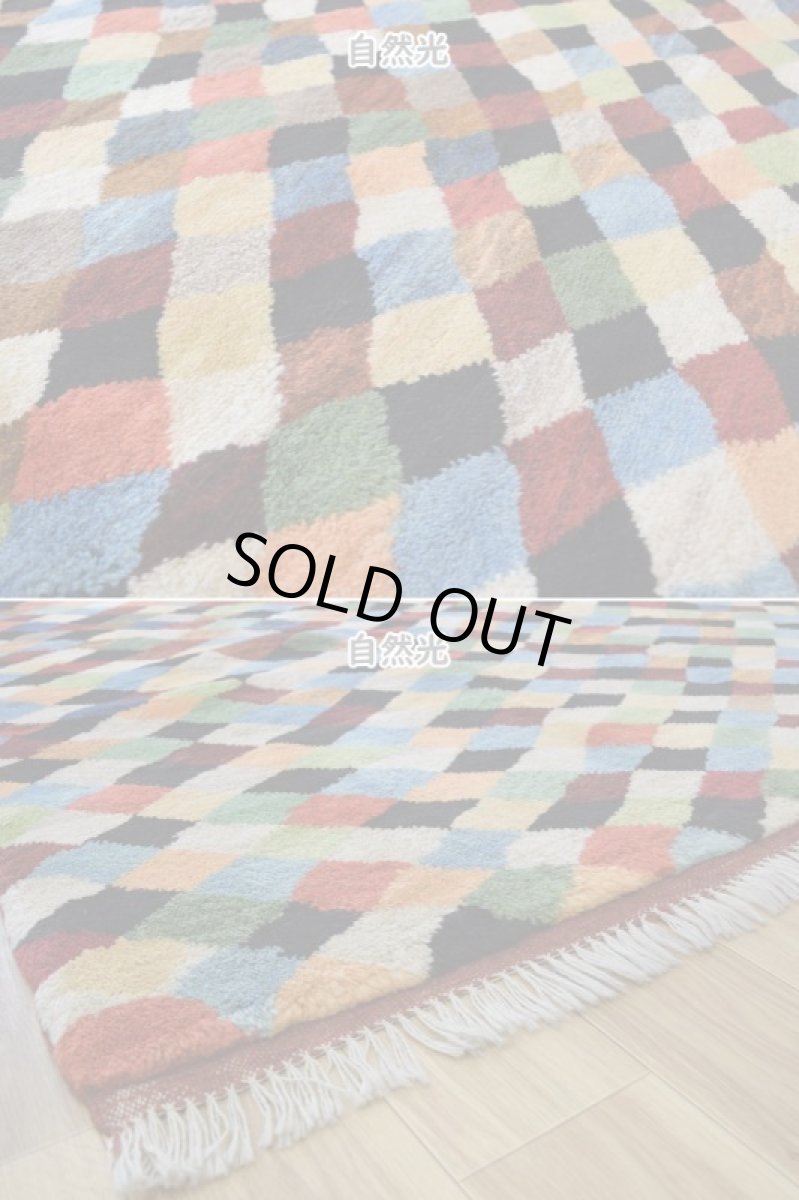 画像9: 新品 ペルシャ ギャッベ 縦2m 横2m 4㎡ 〜4.5帖 正方形 スクエア タイプ リビング ダイニング 2-3人掛けソファ サイズ 190 × 200 cm No.R459 肉厚 天然 ウール ギャベ 手織り ハンドメイド ラグ マット 絨毯 カーペット リビングダイニングルームやベッドサイドに カラフル マルチカラー n-r459-190200h091-052 (9)