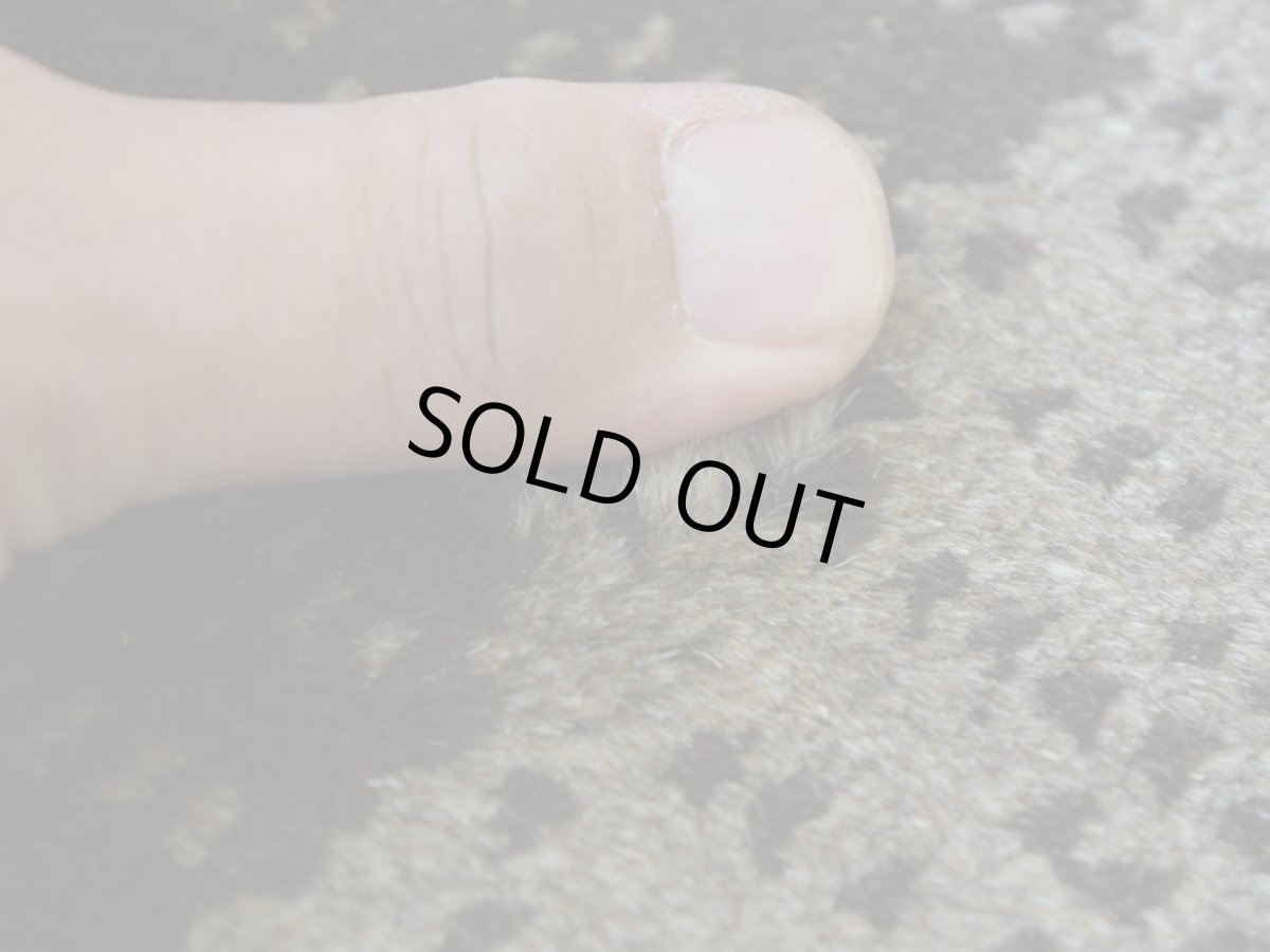 画像12: 新品 ペルシャ ギャッベ 縦1.5m 横1m 2人掛けソファ サイズ 147 × 94 cm No.1442 肉厚 天然 草木染 ウール ギャベ 手織り ハンドメイド ラグ 絨毯 カーペット ソファの足元やベッドサイドに ブラウン 茶 グレー ベージュ n-1442-147094s011-051 (12)