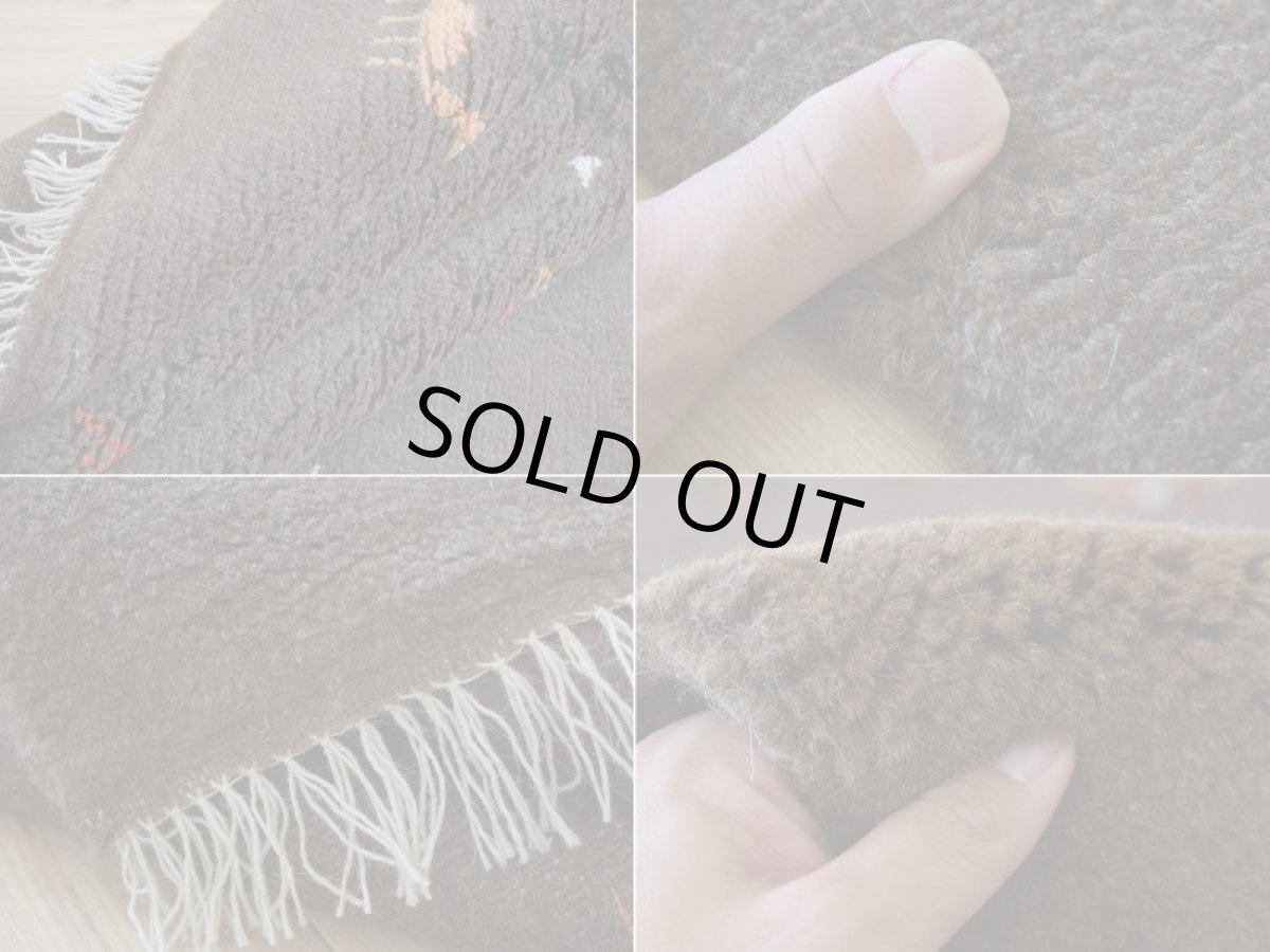 画像18: 新品 ペルシャ ギャッベ 縦2m 横1.5m 3㎡ リビング ダイニング 2-3人掛けソファ サイズ 193 × 153 cm No.R420 肉厚 天然 ウール ギャベ 手織り ハンドメイド ラグ 絨毯 カーペット リビングダイニングルームやベッドサイドに ブラウン 茶 n-r420-193153h051-002 (18)