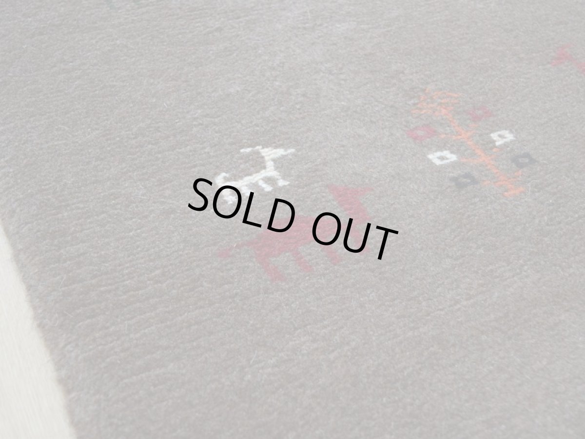 画像13: 新品 ペルシャ ギャッベ 縦2m 横1.5m 3㎡ リビング ダイニング 2-3人掛けソファ サイズ 193 × 153 cm No.R420 肉厚 天然 ウール ギャベ 手織り ハンドメイド ラグ 絨毯 カーペット リビングダイニングルームやベッドサイドに ブラウン 茶 n-r420-193153h051-002 (13)