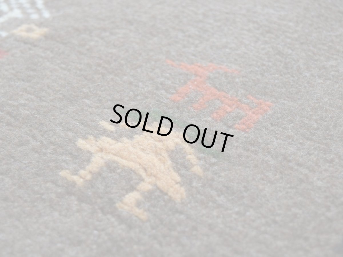 画像11: 新品 ペルシャ ギャッベ 縦2m 横1.5m 3㎡ リビング ダイニング 2-3人掛けソファ サイズ 193 × 153 cm No.R420 肉厚 天然 ウール ギャベ 手織り ハンドメイド ラグ 絨毯 カーペット リビングダイニングルームやベッドサイドに ブラウン 茶 n-r420-193153h051-002 (11)