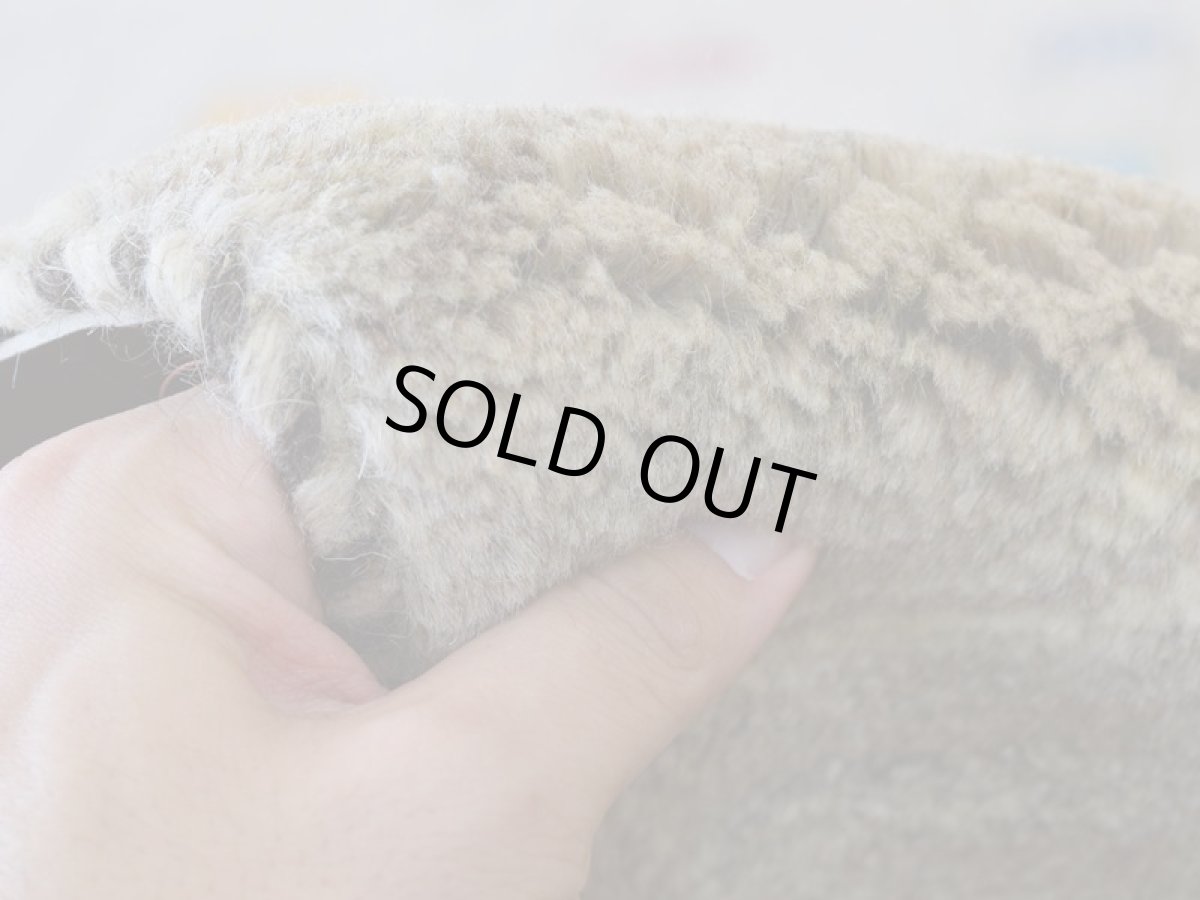 画像13: 新品 ペルシャ ギャッベ 縦2m 横1.5m 3㎡ 〜3帖 リビング ダイニング 2-3人掛けソファ サイズ 196 × 151 cm No.1938 肉厚 天然 草木染 ウール ギャベ 手織り ハンドメイド ラグ 絨毯 カーペット リビングダイニングルームやベッドサイドに ライトグレー ベージュ 原毛系 n-1938-196151s732-013 (13)