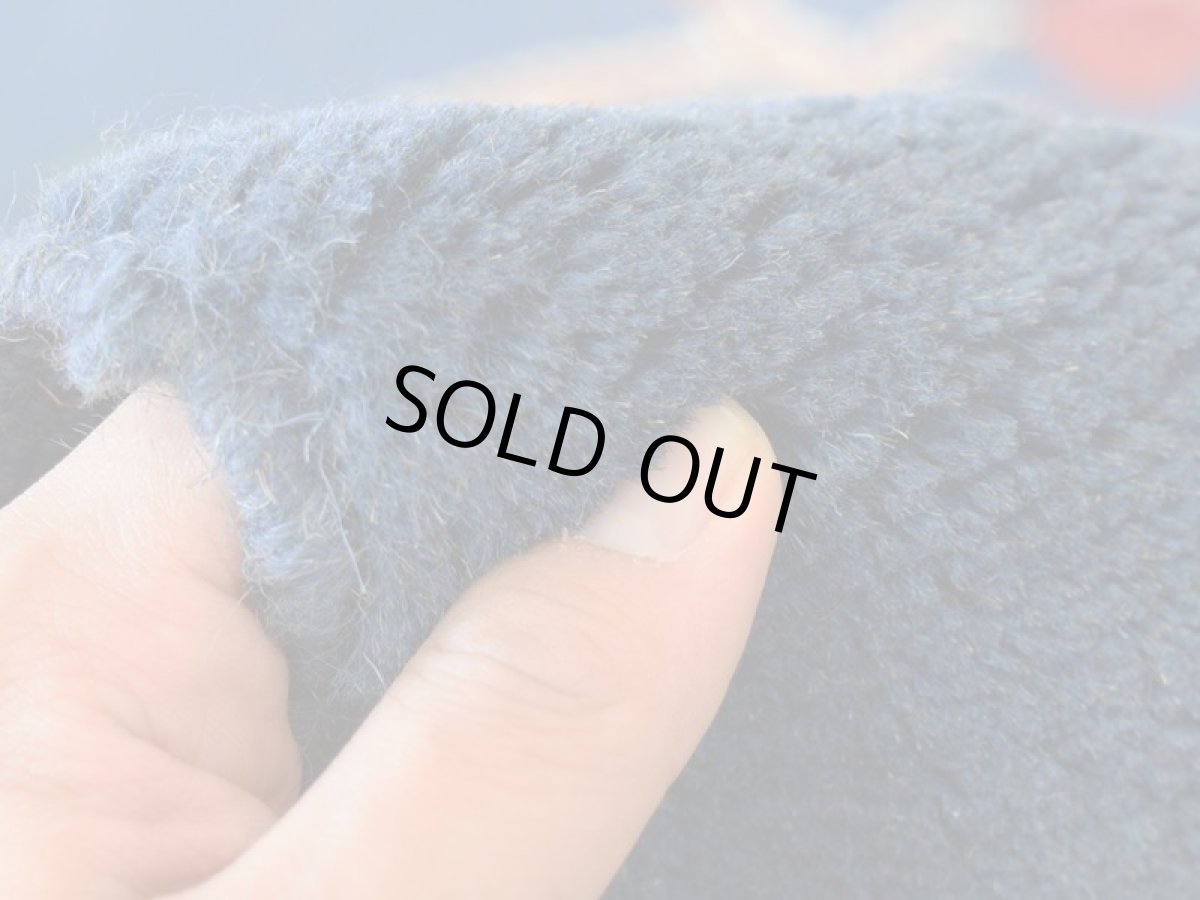 画像14: 新品 ペルシャ ギャッベ 縦2m 横1.4m 2.7㎡ リビング ダイニング 2-3人掛けソファ サイズ 190 × 140 cm No.RH12 肉厚 天然 ウール ギャベ 手織り ハンドメイド ラグ 絨毯 カーペット リビングダイニングルームやベッドサイドに ネイビー ブルー 生命の樹 ザクロ 柄 n-rh12-190140h041-081 (14)