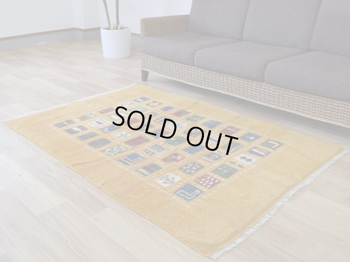 画像2: 新品 ペルシャ ギャッベ 縦1.6m 横1.2m 2㎡ 2-3人掛けソファ サイズ 160 × 115 cm No.R418 肉厚 天然 ウール ギャベ 手織り ハンドメイド ラグ 絨毯 カーペット 黄色 イエロー カラフル マルチカラー n-r418-160115h09-021 (2)