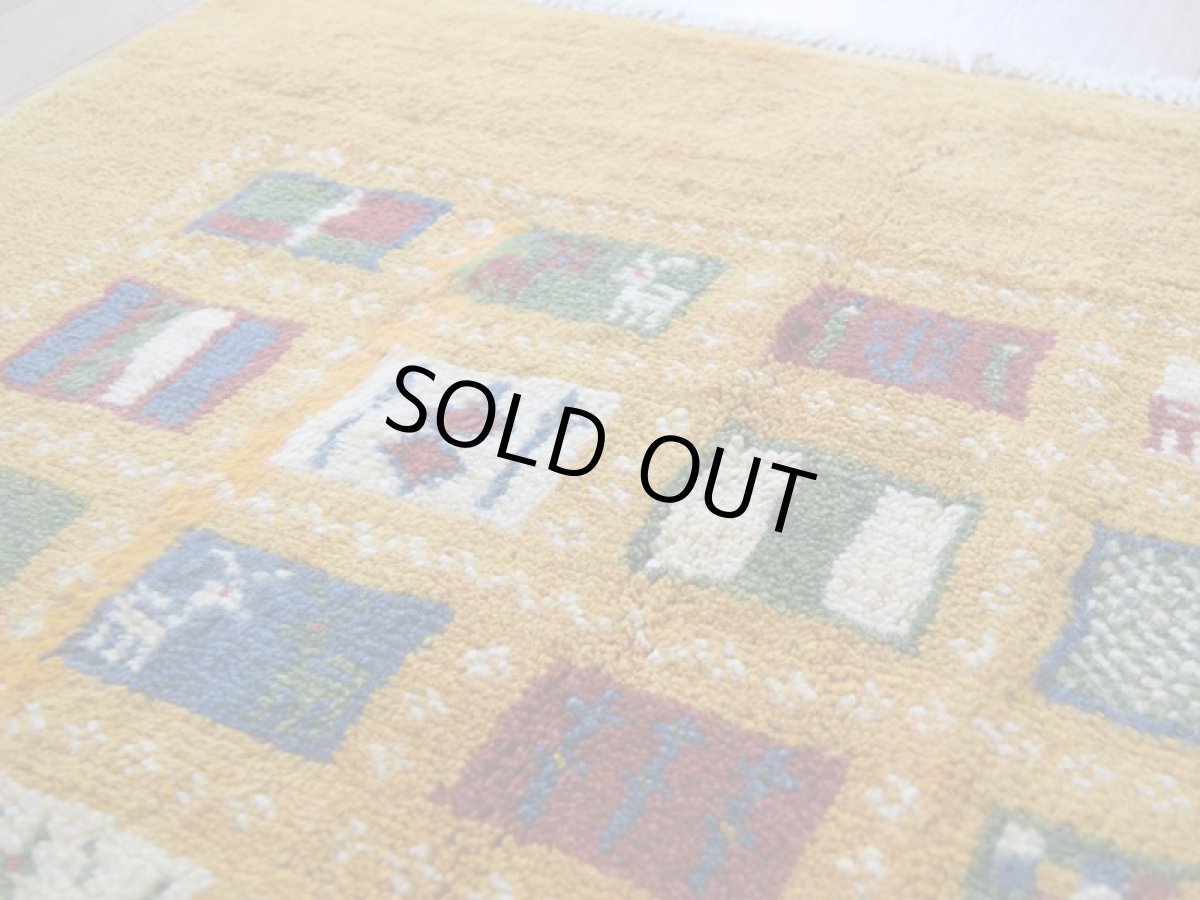 画像10: 新品 ペルシャ ギャッベ 縦1.6m 横1.2m 2㎡ 2-3人掛けソファ サイズ 160 × 115 cm No.R418 肉厚 天然 ウール ギャベ 手織り ハンドメイド ラグ 絨毯 カーペット 黄色 イエロー カラフル マルチカラー n-r418-160115h09-021 (10)