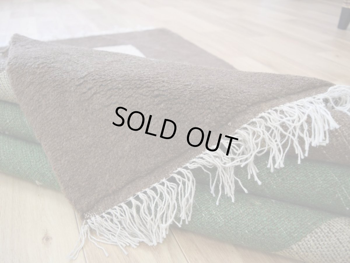 画像15: 新品 ペルシャ ギャッベ 縦2m 横1.6m 3㎡ 〜3帖 リビング ダイニング 2-3人掛けソファ サイズ 197 × 160 cm No.R432 肉厚 天然 ウール ギャベ 手織り ハンドメイド ラグ 絨毯 カーペット リビングダイニングルームやベッドサイドに チョコレートブラウン グリーン 緑 生成り クリーム n-r432-197160s051-002 (15)