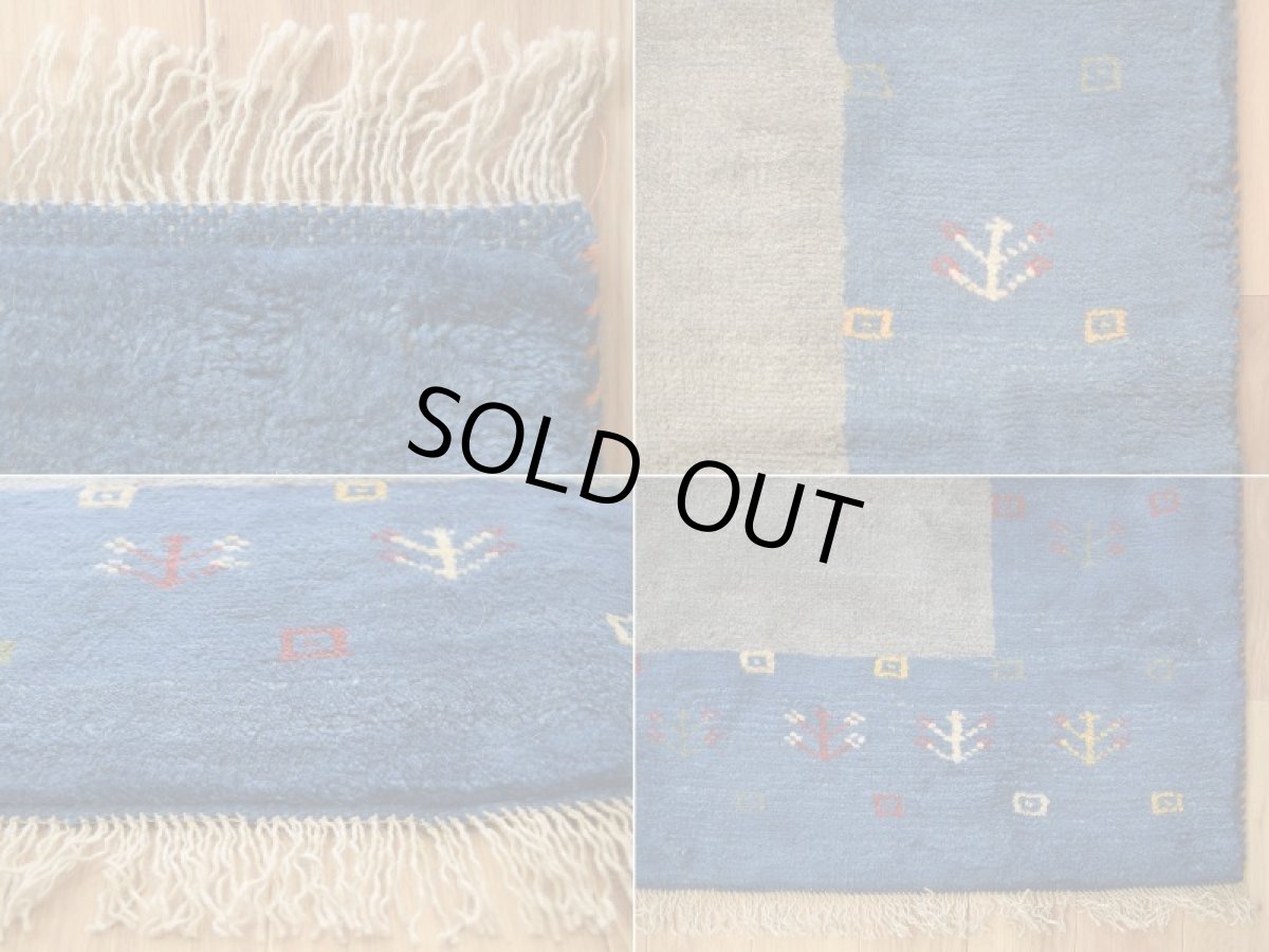 画像19: 新品 ペルシャ ギャッベ 縦2m 横2m 4㎡ 〜4.5帖 リビング ダイニング 2-3人掛けソファ 正方形 スクエア サイズ 205 × 204 cm No.1947 天然 草木染 肉厚 ウール ギャベ 手織り ハンドメイド ラグ 絨毯 カーペット リビングダイニングルームやベッドサイドに インディゴブルー 青 藍 n-1947-205205s033-034 (19)