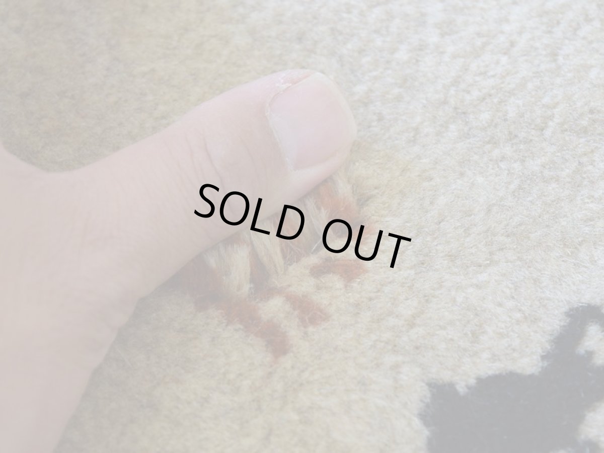 画像12: 新品 ペルシャ ギャッベ 縦2m 横1.5m 3㎡ 〜3帖 リビング ダイニング 2-3人掛けソファ サイズ 202 × 150 cm No.R418 肉厚 天然 ウール ギャベ 手織り ハンドメイド ラグ 絨毯 カーペット リビングダイニングルームやベッドサイドに ライトベージュ ライトグレー n-r418-202150h051-002 (12)