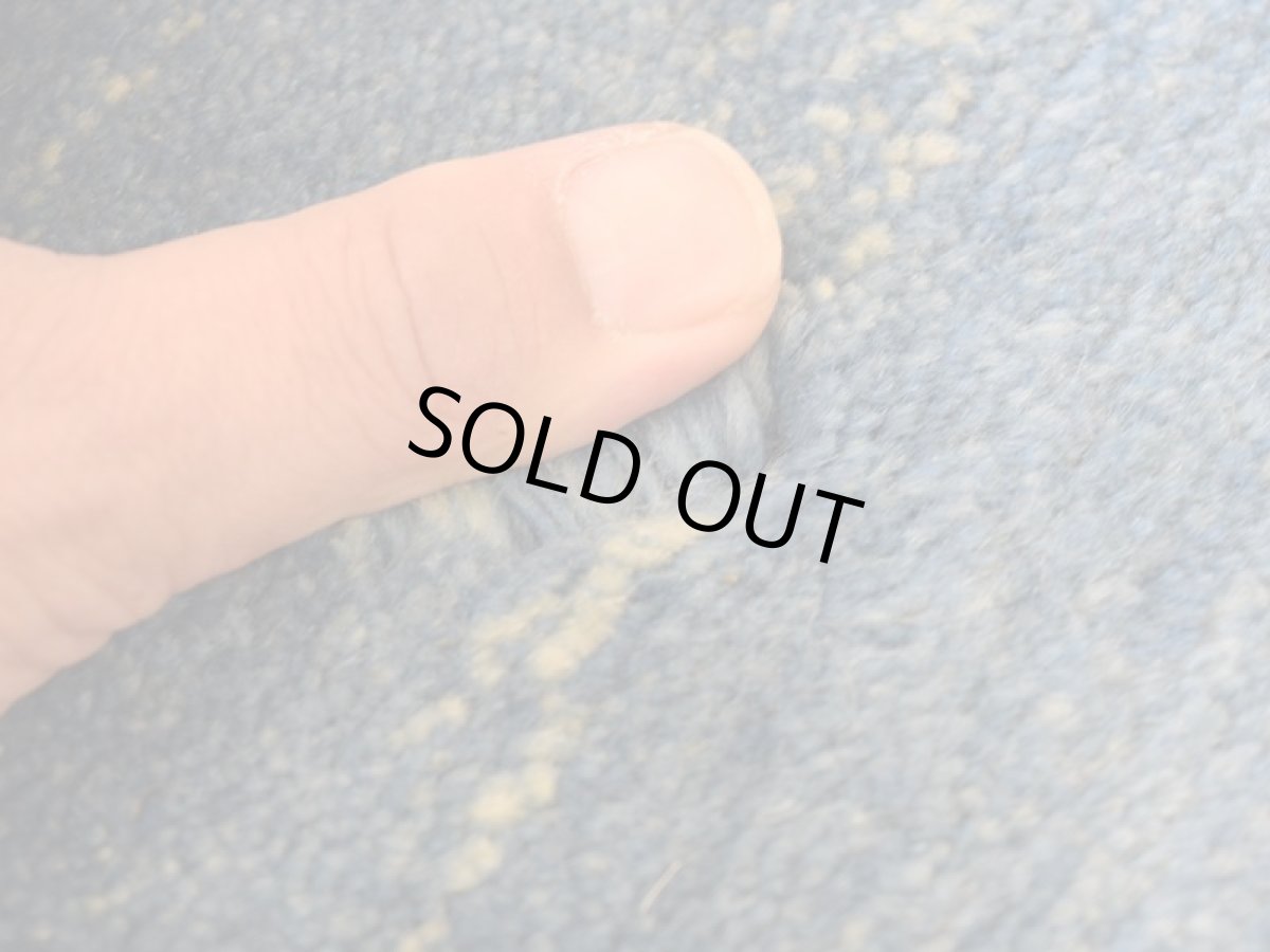 画像11: 新品 ペルシャ ギャッベ 縦2m 横2m 4㎡ 〜4.5帖 リビング ダイニング 2-3人掛けソファ 正方形 スクエア サイズ 205 × 205 cm No.1951 天然 草木染 肉厚 ウール ギャベ 手織り ハンドメイド ラグ 絨毯 カーペット リビングダイニングルームやベッドサイドに インディゴブルー 青 藍 n-1951-205205s033-034 (11)