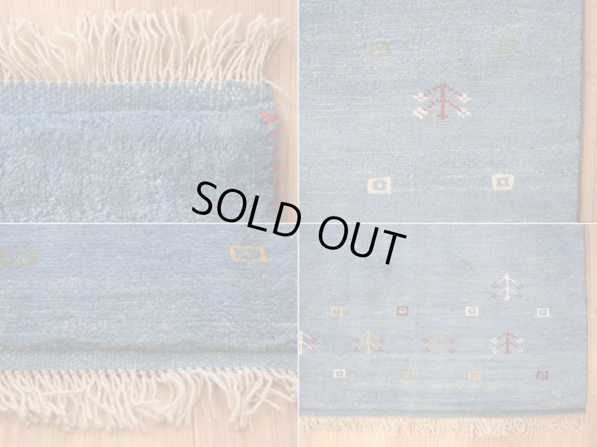 画像19: 新品 ペルシャ ギャッベ 縦2m 横2m 4㎡ 〜4.5帖 リビング ダイニング 2-3人掛けソファ 正方形 スクエア サイズ 205 × 205 cm No.1951 天然 草木染 肉厚 ウール ギャベ 手織り ハンドメイド ラグ 絨毯 カーペット リビングダイニングルームやベッドサイドに インディゴブルー 青 藍 n-1951-205205s033-034 (19)