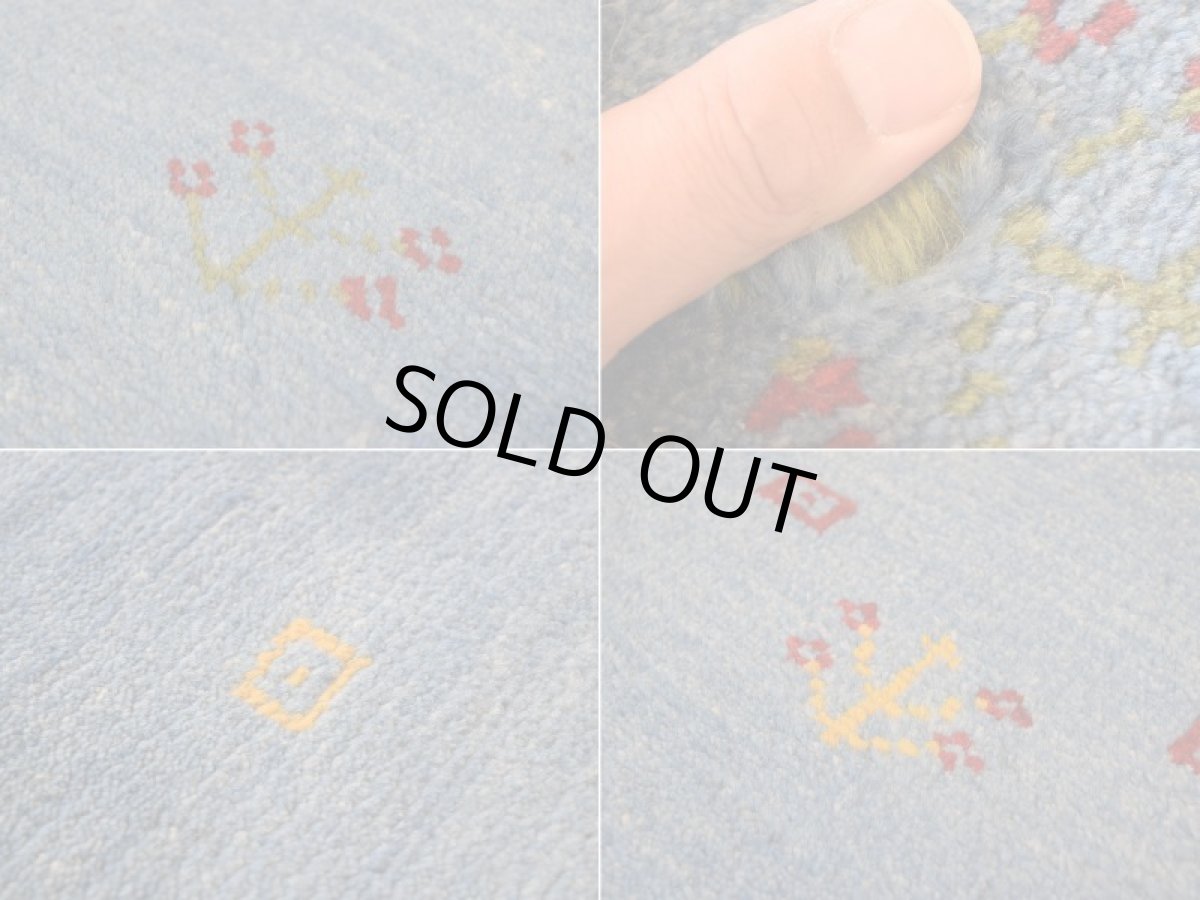 画像17: 新品 ペルシャ ギャッベ 縦2m 横2m 4㎡ 〜4.5帖 リビング ダイニング 2-3人掛けソファ 正方形 スクエア サイズ 205 × 205 cm No.1951 天然 草木染 肉厚 ウール ギャベ 手織り ハンドメイド ラグ 絨毯 カーペット リビングダイニングルームやベッドサイドに インディゴブルー 青 藍 n-1951-205205s033-034 (17)