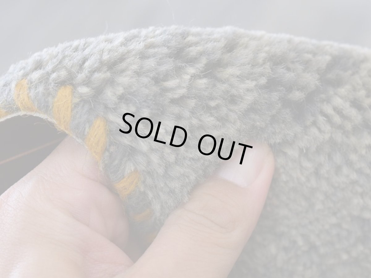 画像13: 新品 ペルシャ ギャッベ 縦2.5m 横2m 5㎡ 〜4.5帖 リビング ダイニング 2-3人掛けソファ サイズ 238 × 201 cm No.1950 天然 草木染 ウール ギャベ 手織り ハンドメイド ラグ 絨毯 カーペット リビングダイニングルームやベッドサイドに インディゴブルー グレー 灰 淡い青 藍 n-1950-238201s083-005p (13)