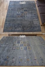 画像3: 新品 ペルシャ ギャッベ 縦2.5m 横2m 5㎡ 〜4.5帖 リビング ダイニング 2-3人掛けソファ サイズ 238 × 201 cm No.1950 天然 草木染 ウール ギャベ 手織り ハンドメイド ラグ 絨毯 カーペット リビングダイニングルームやベッドサイドに インディゴブルー グレー 灰 淡い青 藍 n-1950-238201s083-005p (3)