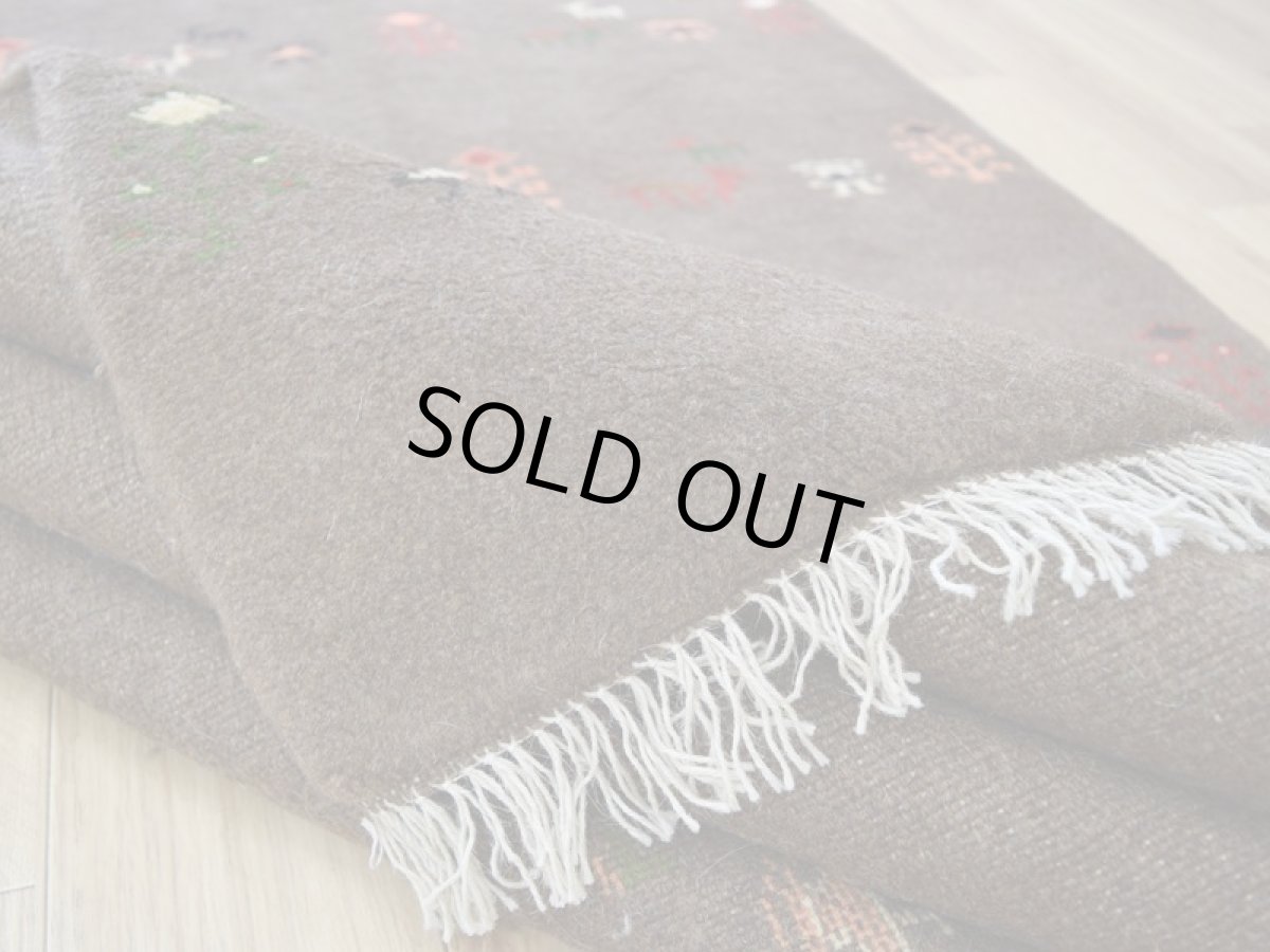 画像15: 新品 ペルシャ ギャッベ 縦2m 横1.5m 3㎡ リビング ダイニング 2-3人掛けソファ サイズ 193 × 154 cm No.R431 肉厚 天然 ウール ギャベ 手織り ハンドメイド ラグ 絨毯 カーペット リビングダイニングルームやベッドサイドに ブラウン 茶 n-r431-193154h051-002 (15)