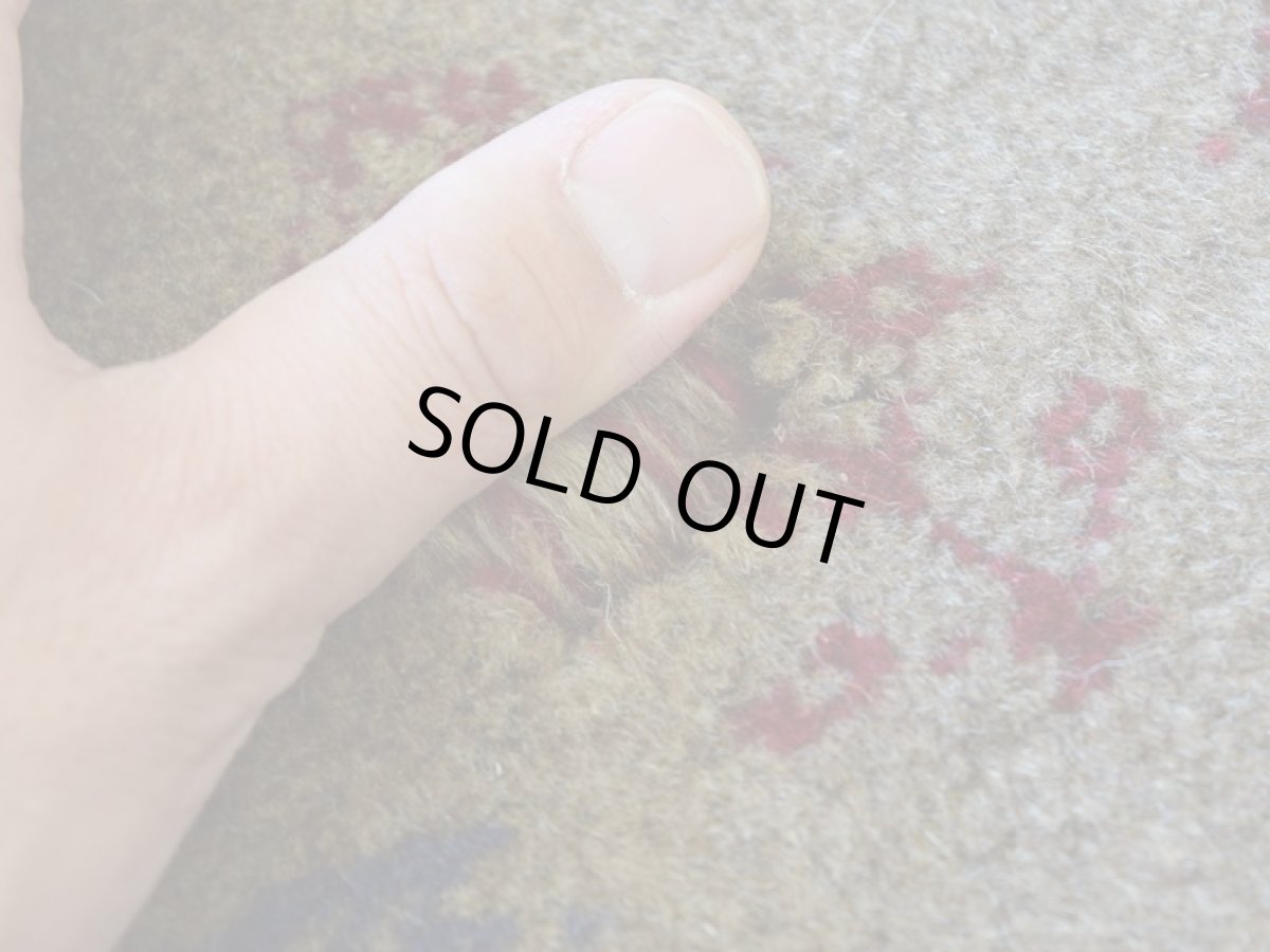 画像10: 新品 ペルシャ ギャッベ 縦2m 横1.4m 2.6㎡ リビング ダイニング 2-3人掛けソファ サイズ 190 × 133 cm No.R441 肉厚 天然 ウール ギャベ 手織り ハンドメイド ラグ 絨毯 カーペット リビングダイニングルームやベッドサイドに ライトブラウン 茶 動物 植物柄 n-r441-190133h031-071 (10)