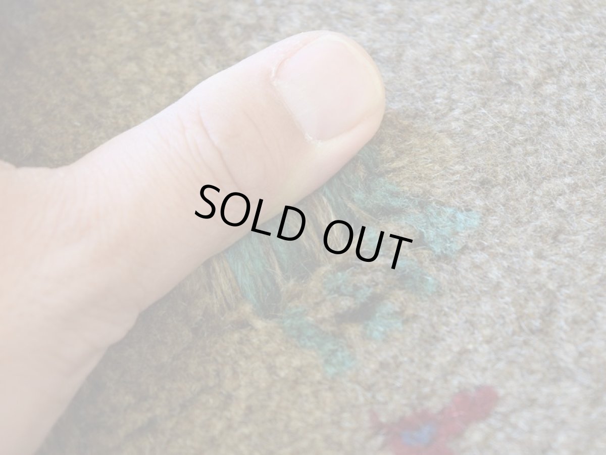 画像11: 新品 ペルシャ ギャッベ 縦2m 横1.4m 2.6㎡ リビング ダイニング 2-3人掛けソファ サイズ 190 × 133 cm No.R441 肉厚 天然 ウール ギャベ 手織り ハンドメイド ラグ 絨毯 カーペット リビングダイニングルームやベッドサイドに ライトブラウン 茶 動物 植物柄 n-r441-190133h031-071 (11)