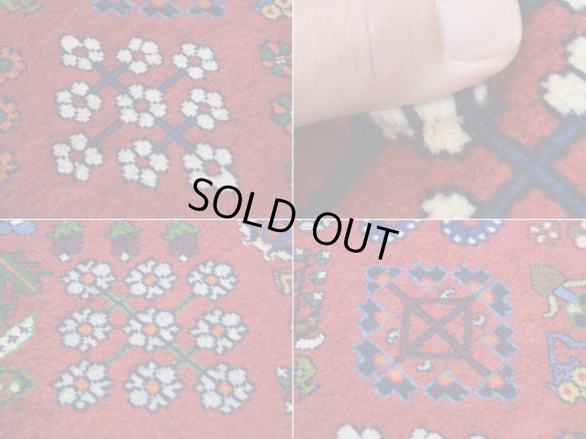 画像17: 美品 ペルシャ 絨毯 メイメ 産 縦2.6m 横1.7m 4.5㎡ 〜3帖程度 リビングダイニングテーブル 3人掛けソファ サイズ 260 x 170 cm No.2099 ウール 手織り ラグ ハンドメイド カーペット 敷物 ジョーシャガン ハジカノミ 花菱模様 花柄 赤 a-2099-260170s024-055 (17)