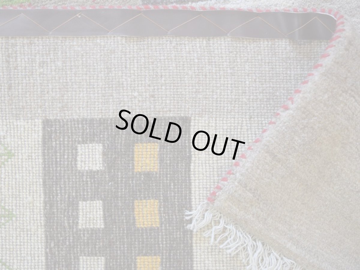 画像14: 新品 ペルシャ ギャッベ 縦2m 横1.3m 2.3㎡ 〜2帖 2人掛けソファ サイズ 180 × 123 cm No.1944 肉厚 天然 草木染 ウール ギャベ 手織り ハンドメイド ラグ 絨毯 カーペット ロリバフト リビングダイニングルームやベッドサイドに 生成り クリーム グレー ベージュ ブラウン 原毛系 マルチカラー n-1944-180123s732-013 (14)