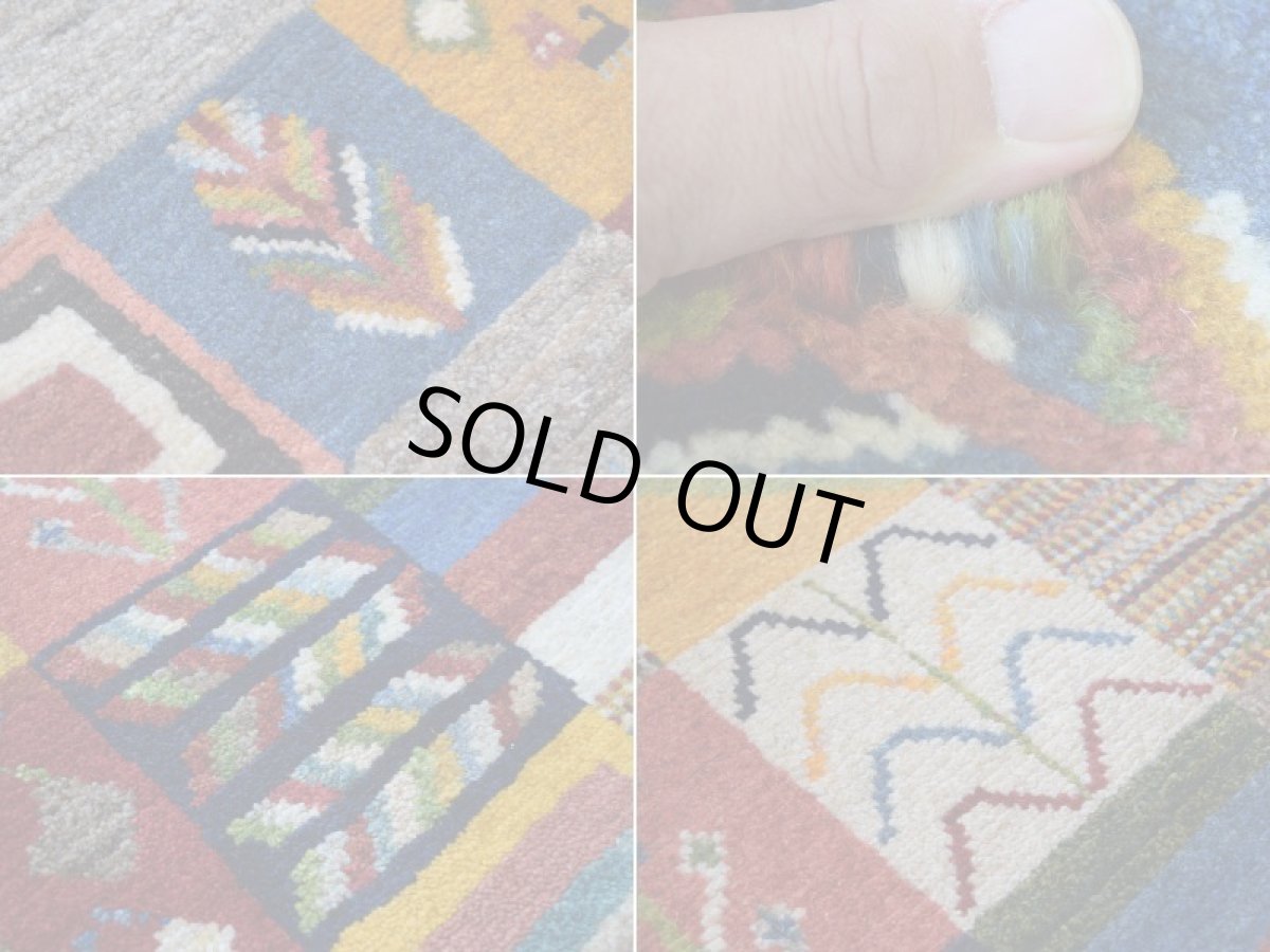 画像16: 新品 ペルシャ ギャッベ 縦2m 横1.2m 2.3㎡ 〜2帖 2人掛けソファ サイズ 190 × 120 cm No.1937 肉厚 天然 草木染 ウール ギャベ 手織り ハンドメイド ラグ 絨毯 カーペット ロリバフト リビングダイニングルームやベッドサイドに 生成り クリーム グレー ベージュ ブラウン 原毛系 マルチカラー n-1937-190120s342-613 (16)