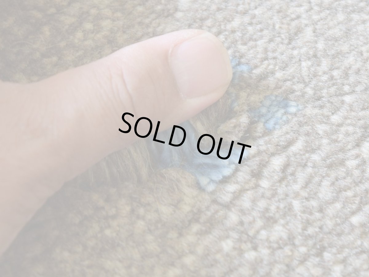 画像10: 新品 ペルシャ ギャッベ 足元マット 玄関マット ミニ サイズ 61 × 35 cm No.1321 小判型 楕円形 肉厚 天然 草木染 ウール ギャベ 手織り ハンドメイド ラグ 絨毯 カーペット グレー ベージュ 原毛系 青 花 柄 n-1321-6135h41-91 (10)