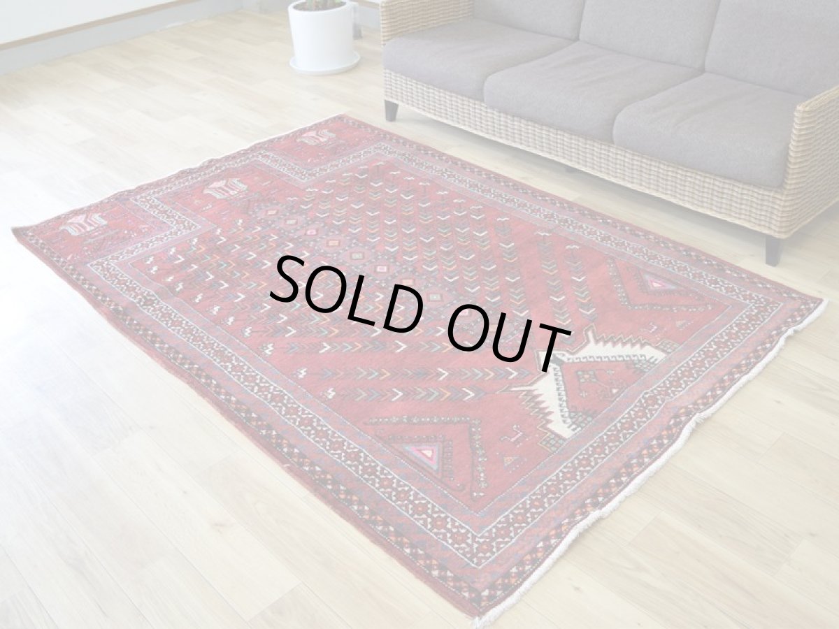 画像2: 良品 ペルシャ 部族絨毯 バルーチ 縦2.2m 横1.5m 3.2㎡ 2帖程度 リビング ダイニング 2-3人掛けソファ サイズ 215 x 145 cm No.R234 天然 ウール 手織り トライバル ラグ 敷物 マット カーペット 幾何学模様 ヴィンテージ ビンテージ b-r234-215145h001-031 (2)