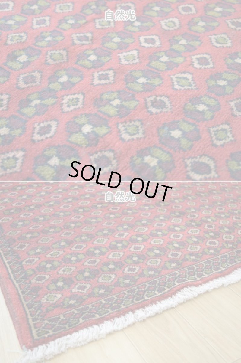 画像9: 良品 ペルシャ 部族絨毯 バルーチ 縦2m 横1.3m 2.6㎡ 2帖程度 リビング ダイニング 2-3人掛けソファ サイズ 195 x 130 cm No.R232 天然 ウール 手織り トライバル ラグ 敷物 マット カーペット 幾何学模様 ヴィンテージ ビンテージ 赤 レッド 花柄 総柄 b-r232-195130h001-031 (9)