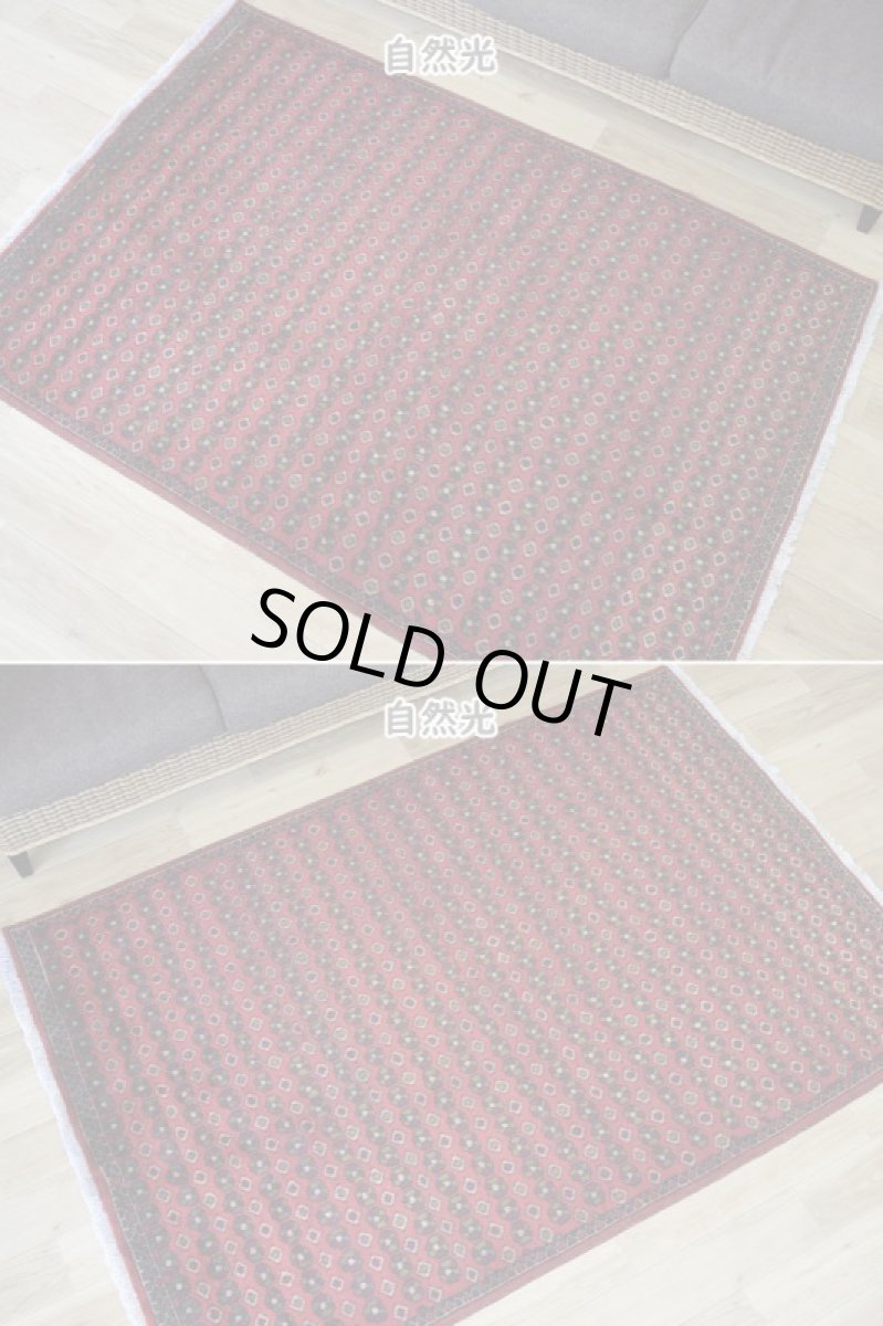 画像5: 良品 ペルシャ 部族絨毯 バルーチ 縦2m 横1.3m 2.6㎡ 2帖程度 リビング ダイニング 2-3人掛けソファ サイズ 195 x 130 cm No.R232 天然 ウール 手織り トライバル ラグ 敷物 マット カーペット 幾何学模様 ヴィンテージ ビンテージ 赤 レッド 花柄 総柄 b-r232-195130h001-031 (5)