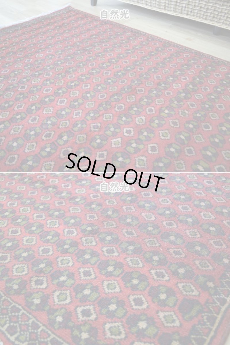 画像7: 良品 ペルシャ 部族絨毯 バルーチ 縦2m 横1.3m 2.6㎡ 2帖程度 リビング ダイニング 2-3人掛けソファ サイズ 195 x 130 cm No.R232 天然 ウール 手織り トライバル ラグ 敷物 マット カーペット 幾何学模様 ヴィンテージ ビンテージ 赤 レッド 花柄 総柄 b-r232-195130h001-031 (7)