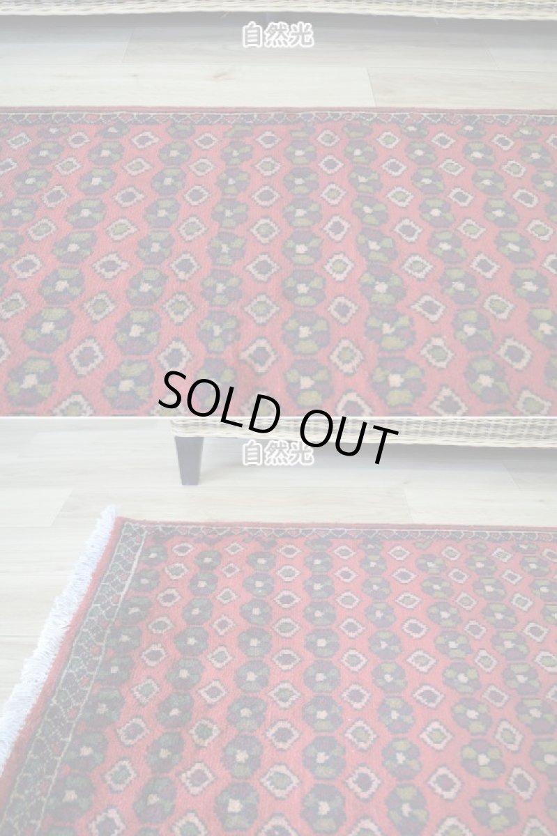 画像6: 良品 ペルシャ 部族絨毯 バルーチ 縦2m 横1.3m 2.6㎡ 2帖程度 リビング ダイニング 2-3人掛けソファ サイズ 195 x 130 cm No.R232 天然 ウール 手織り トライバル ラグ 敷物 マット カーペット 幾何学模様 ヴィンテージ ビンテージ 赤 レッド 花柄 総柄 b-r232-195130h001-031 (6)