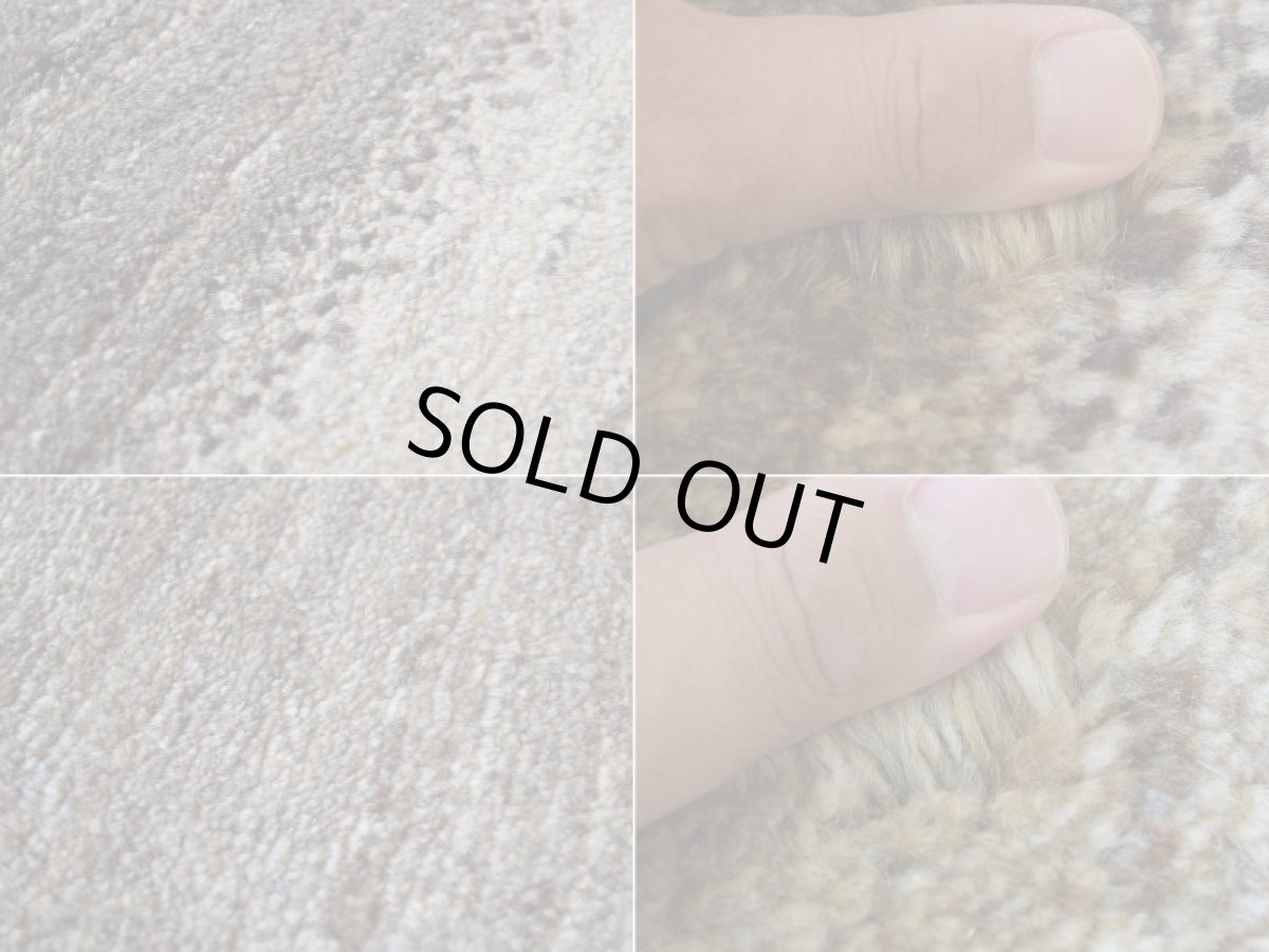 画像17: 新品 ペルシャ ギャッベ 縦2m 横1.5m 3㎡ 〜2帖 リビング ダイニング 2-3人掛けソファ サイズ 200 × 150 cm No.P396 肉厚 天然 ウール ギャベ 手織り ハンドメイド ラグ 絨毯 カーペット リビングダイニングルームやベッドサイドに 生成り ベージュ 茶 グレー 原毛系 グラデーション n-p396-200150s092p (17)