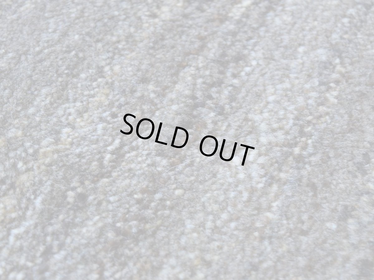 画像10: 新品 ペルシャ ギャッベ 縦2m 横1.5m 3㎡ 〜2帖 リビング ダイニング 2-3人掛けソファ サイズ 200 × 150 cm No.P396 肉厚 天然 ウール ギャベ 手織り ハンドメイド ラグ 絨毯 カーペット リビングダイニングルームやベッドサイドに 生成り ベージュ 茶 グレー 原毛系 グラデーション n-p396-200150s092p (10)