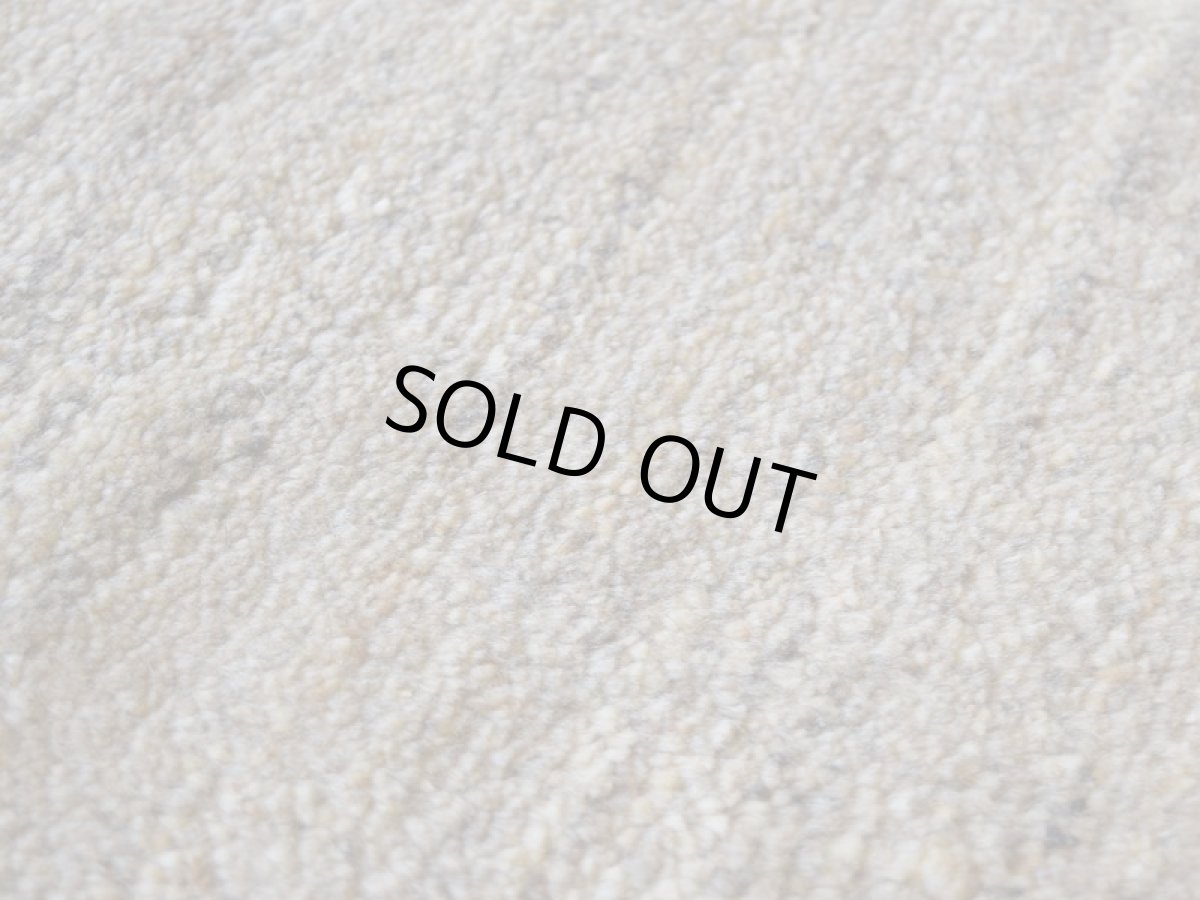 画像12: 新品 ペルシャ ギャッベ 縦2m 横1.5m 3㎡ 〜2帖 リビング ダイニング 2-3人掛けソファ サイズ 200 × 150 cm No.P396 肉厚 天然 ウール ギャベ 手織り ハンドメイド ラグ 絨毯 カーペット リビングダイニングルームやベッドサイドに 生成り ベージュ 茶 グレー 原毛系 グラデーション n-p396-200150s092p (12)