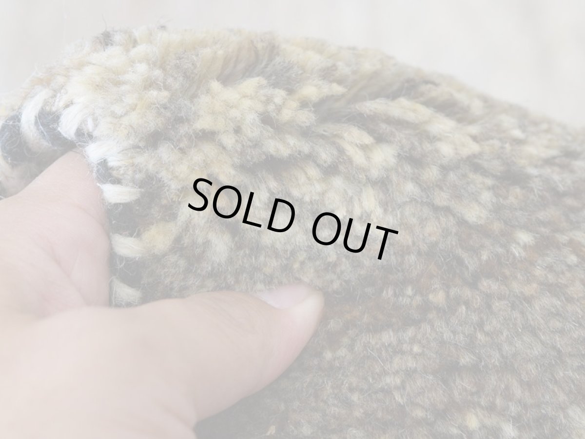 画像15: 新品 ペルシャ ギャッベ 縦2m 横1.5m 3㎡ 〜2帖 リビング ダイニング 2-3人掛けソファ サイズ 200 × 150 cm No.P396 肉厚 天然 ウール ギャベ 手織り ハンドメイド ラグ 絨毯 カーペット リビングダイニングルームやベッドサイドに 生成り ベージュ 茶 グレー 原毛系 グラデーション n-p396-200150s092p (15)