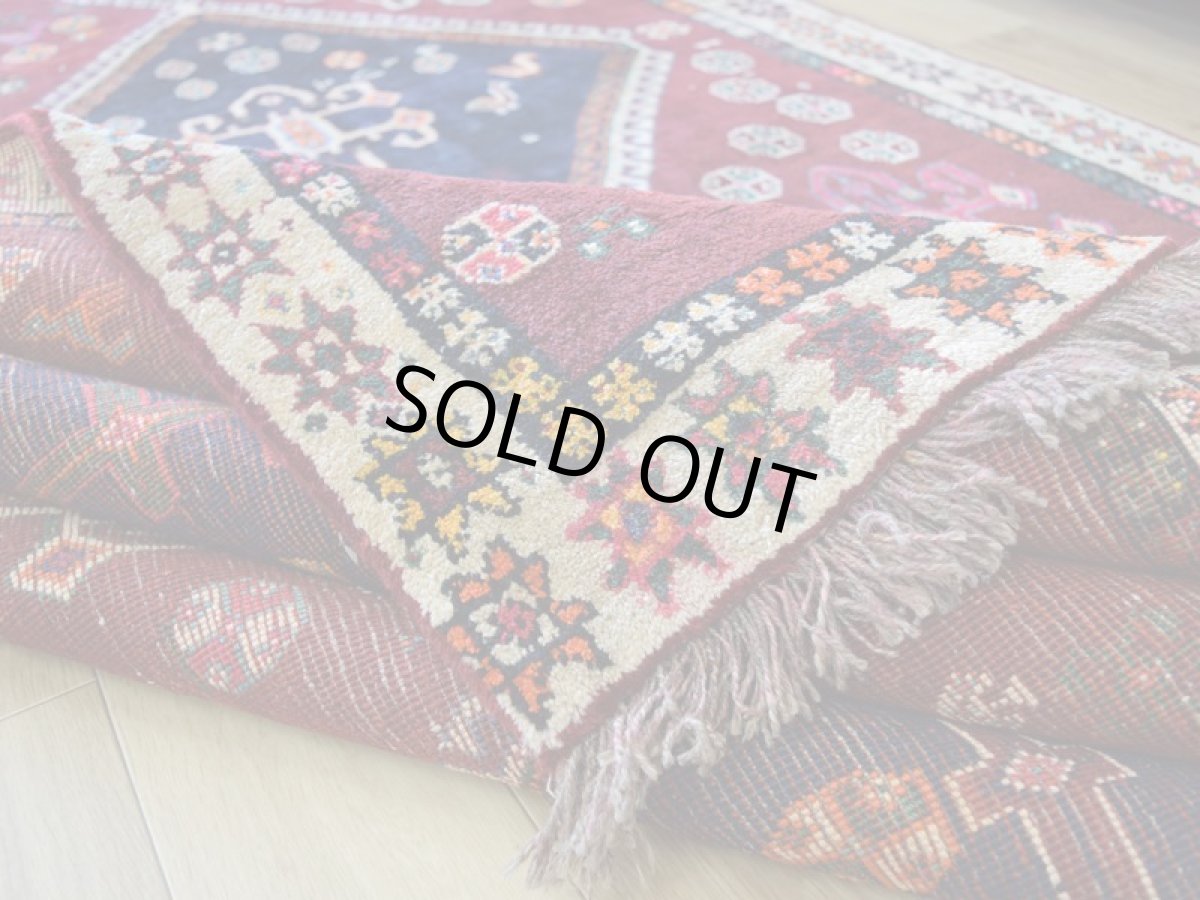 画像11: 良品 ペルシャ 部族絨毯 シラーズ 縦3.3m 横2m 6.6㎡ 〜6帖 リビング ダイニング 3人掛けソファ コーナーソファ 大判 サイズ 329 x 199 cm No.P291 肉厚 天然 ウール 手織り トライバル ラグ 敷物 マット カーペット メダリオン ヴィンテージ ビンテージ ab-p291-329199h273-054-094 (11)