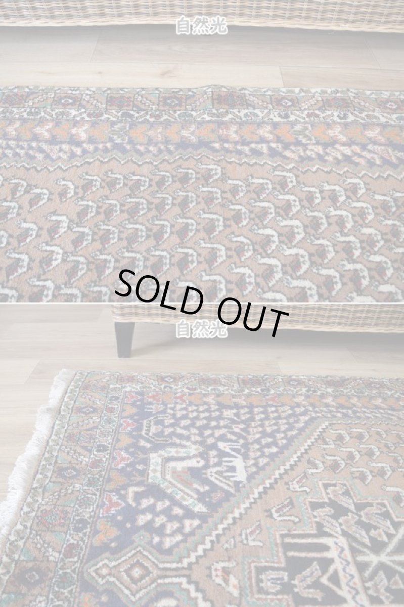 画像7: 良品 ペルシャ 絨毯  シャハレババク 縦2m 横1.5m 3㎡ 〜2帖 リビング ダイニング 2〜3人掛けソファ サイズ 195 x 155 cm No.P466 天然 ウール 手織り ハンドメイド トライバル ラグ 部族絨毯 マット カーペット 幾何学模様 民族柄 ネイビー ブラウン ブラック ギャッベ(ギャベ)をお探しの方にもお勧めです b-p466-195155h033p (7)