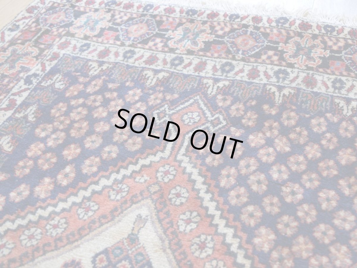 画像10: 良品 ペルシャ 部族絨毯  シャハレババク 縦2m 横1.5m 3㎡ 〜2帖 リビング ダイニング 2〜3人掛けソファ サイズ 195 x 165 cm No.P479 天然 ウール 手織り ハンドメイド トライバル ラグ 部族絨毯 マット カーペット 幾何学模様 民族柄 ネイビー オレンジ ギャッベ(ギャベ)をお探しの方にもお勧めです b-p479-195165h843p (10)