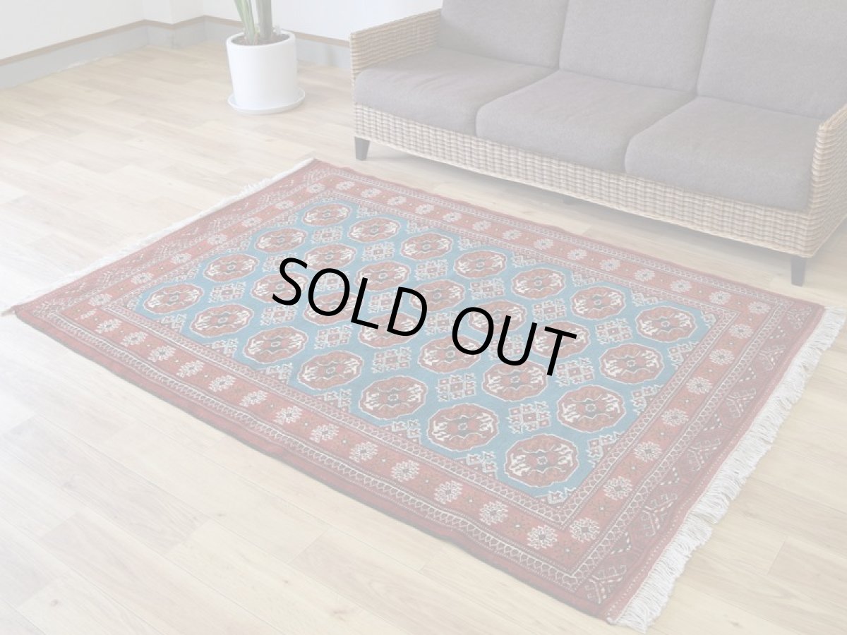 画像2: 新品 ペルシャ 部族絨毯 トルクメン 縦2m 横1.4n 2.6㎡ ~2帖 2-3人掛けソファ センターテーブル サイズ 190 x 135 cm No.R478 ウール 手織り ハンドメイド トライバル ラグ カーペット グリーン 幾何学模様 民族柄 赤 ターコイズ n-r478-190135h001-031 (2)