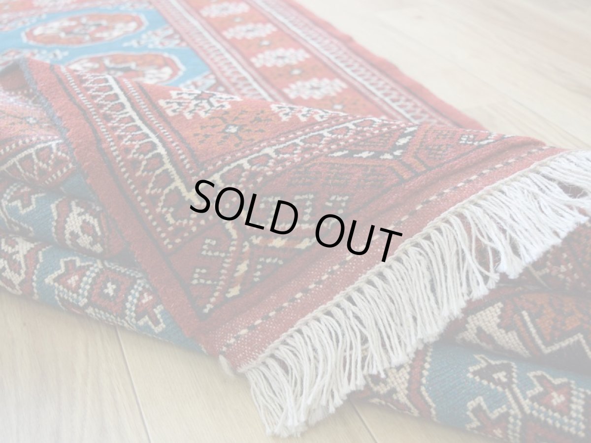 画像15: 新品 ペルシャ 部族絨毯 トルクメン 縦2m 横1.4n 2.6㎡ ~2帖 2-3人掛けソファ センターテーブル サイズ 190 x 135 cm No.R478 ウール 手織り ハンドメイド トライバル ラグ カーペット グリーン 幾何学模様 民族柄 赤 ターコイズ n-r478-190135h001-031 (15)