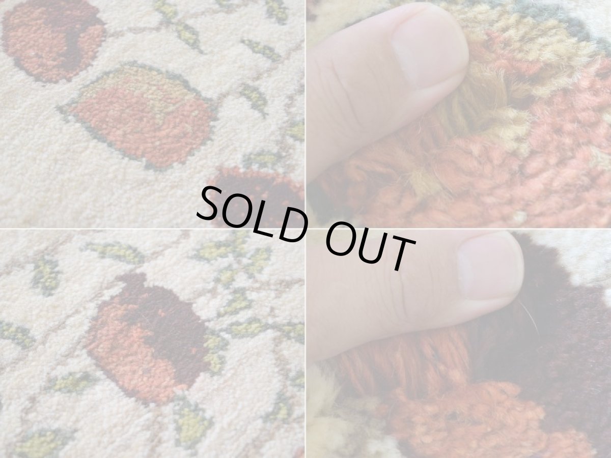 画像16: 新品 ペルシャ ギャッベ 縦2m 横1.5m 3㎡ 〜2-3帖程度 リビング ダイニング 2-3人掛けソファ サイズ 200 × 150 cm No.2437 肉厚 リーズバフト ウール 手織りギャベ  ハンドメイド ラグ 絨毯 カーペット ザクロの木 生命の樹 糸杉 生成り クリーム 緑 リビングダイニングルームやベッドサイドに N-2437-200150-S-057-379 (16)