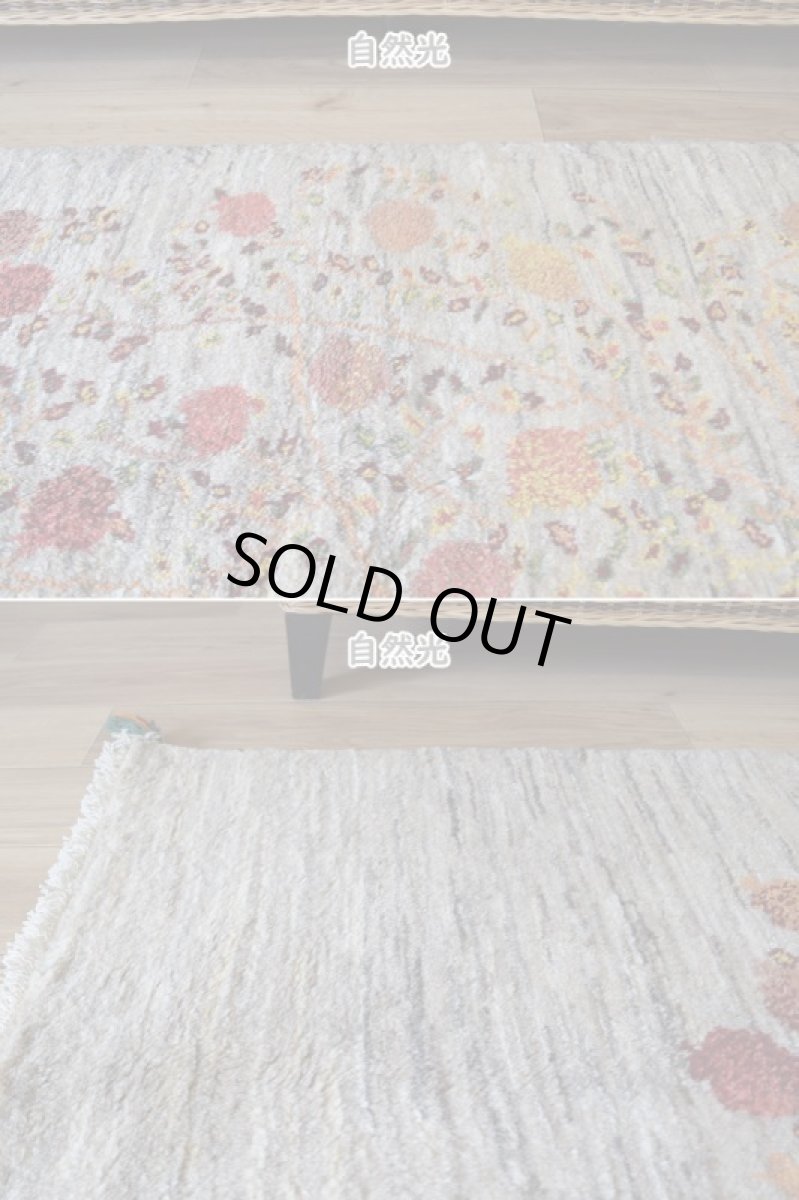 画像6: 新品 ペルシャ ギャッベ 縦2m 横1.3m 3㎡ 〜2帖程度 リビング ダイニング 2-3人掛けソファ サイズ 210 × 130 cm No.2428 肉厚 リーズバフト ウール 手織りギャベ  ハンドメイド ラグ 絨毯 カーペット ザクロの木 生命の樹 グレー リビングダイニングルームやベッドサイドに N-2428-210130-S-086-288 (6)
