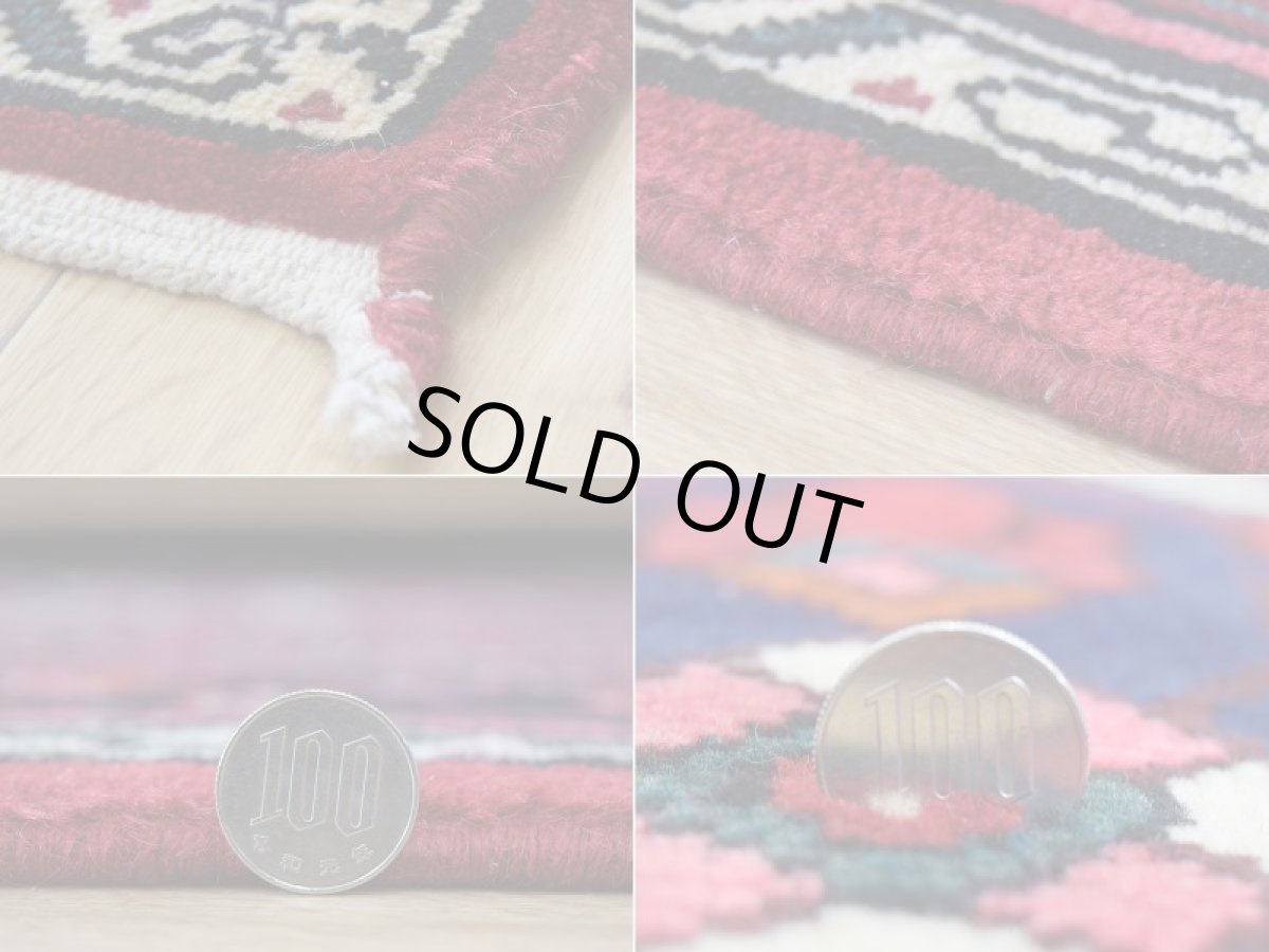 画像20: 良品 ペルシャ 部族絨毯  ハマダン 縦2m 横1.5m 3㎡ 〜2帖 リビング ダイニング 2〜3人掛けソファ サイズ 205 x 160 cm No.R342 天然 ウール 手織り ハンドメイド トライバル ラグ 部族絨毯 マット カーペット 幾何学模様 民族柄 マヒ ヘラティ模様 赤 b-r342-205160h042-213 (20)